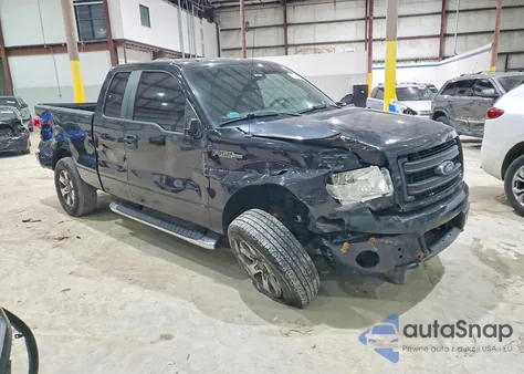 2013 Ford F150 Super Cab z USA, uszkodzony, nr VIN 1FTFX1EF0DFB81743